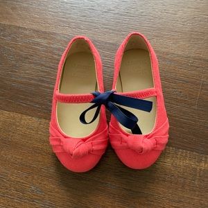 Janie And Jack Red fabric Mary Jane shoes 6